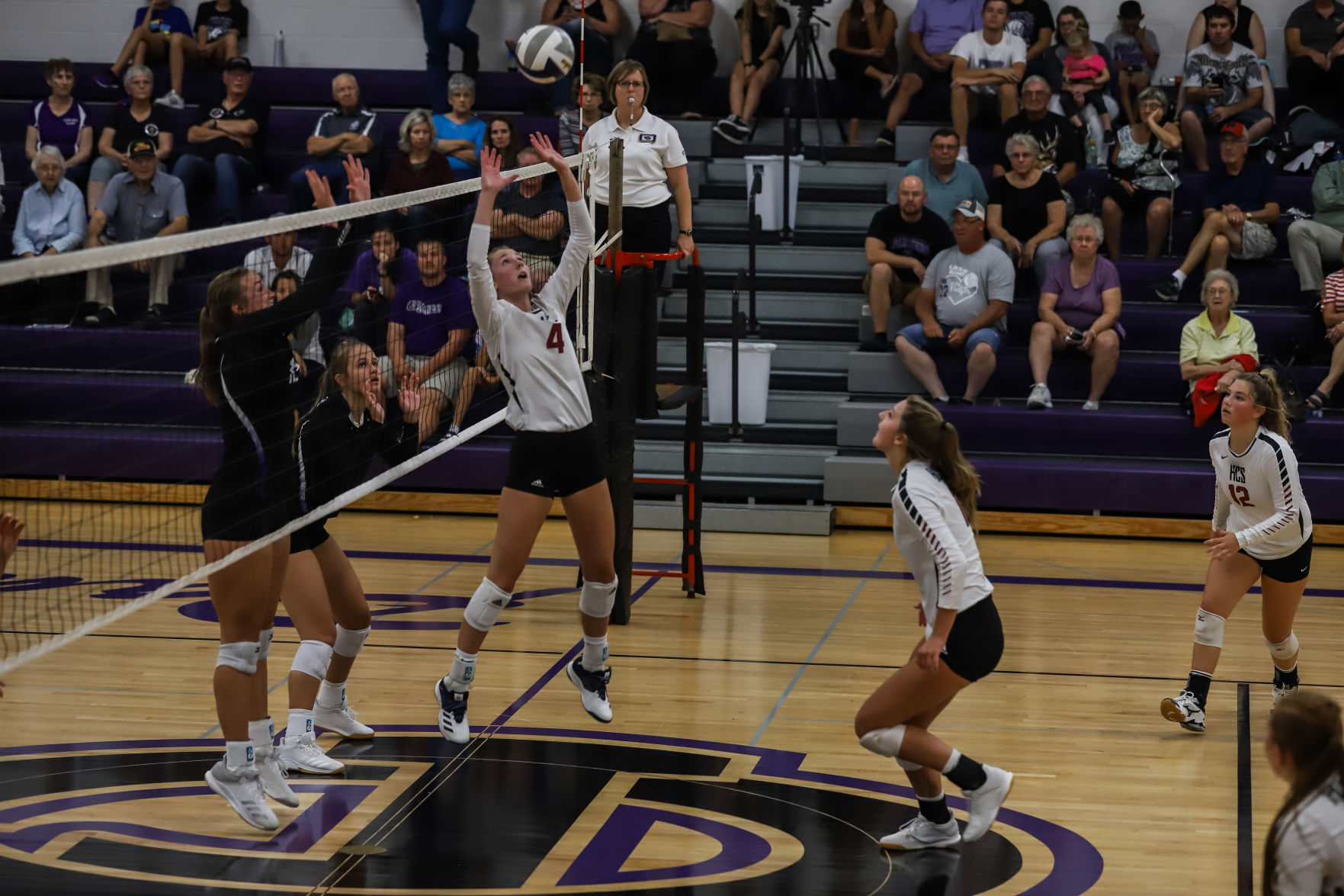 Heartland VB vs Fillmore Central (58).JPG